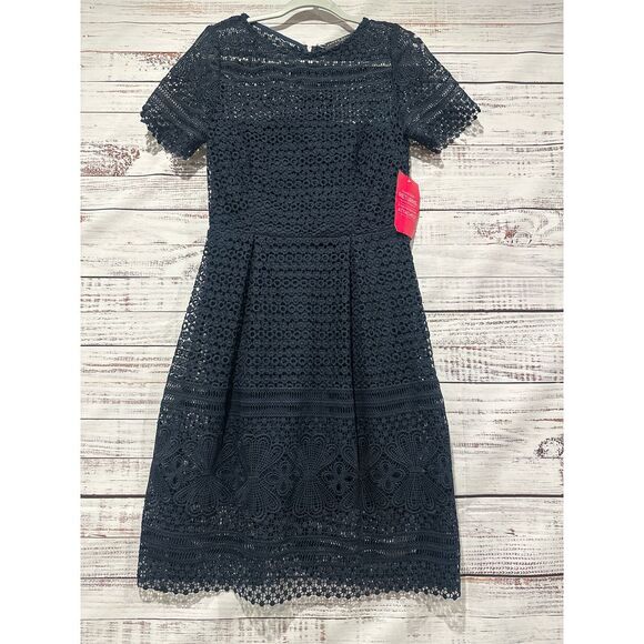 NWT Paper Dolls London‎ Lace Dress Women's Size 8 Navy Blue - Picture 1 of 7